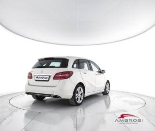 MERCEDES-BENZ CLA usata 2