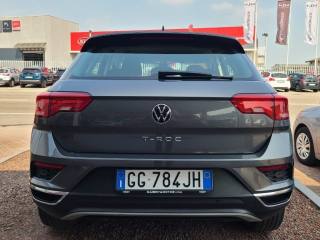 VOLKSWAGEN T-Roc usata 27