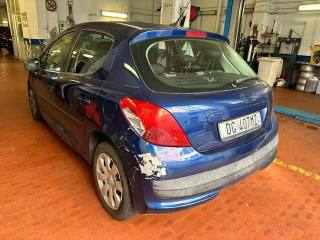 PEUGEOT 207 usata, con Autoradio