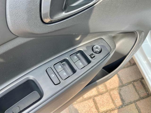 HYUNDAI i10 usata, con Controllo vocale