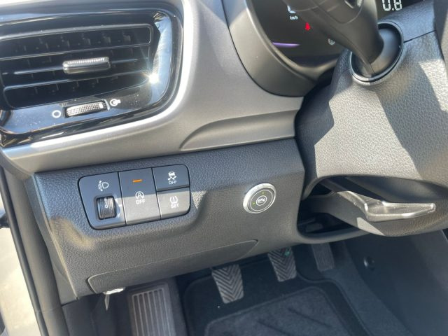 KIA Stonic usata, con Controllo elettronico della corsia