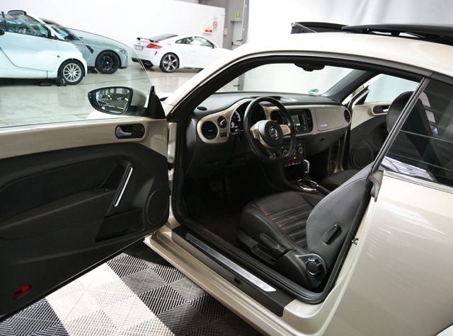 VOLKSWAGEN Maggiolino usata, con Airbag