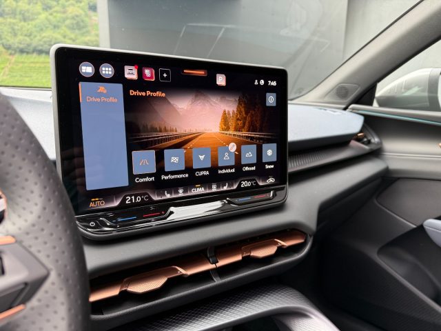 CUPRA Terramar usata, con ESP