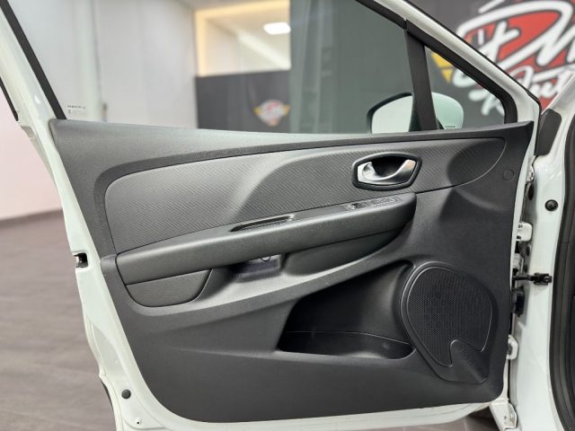 RENAULT Clio usata, con Servosterzo