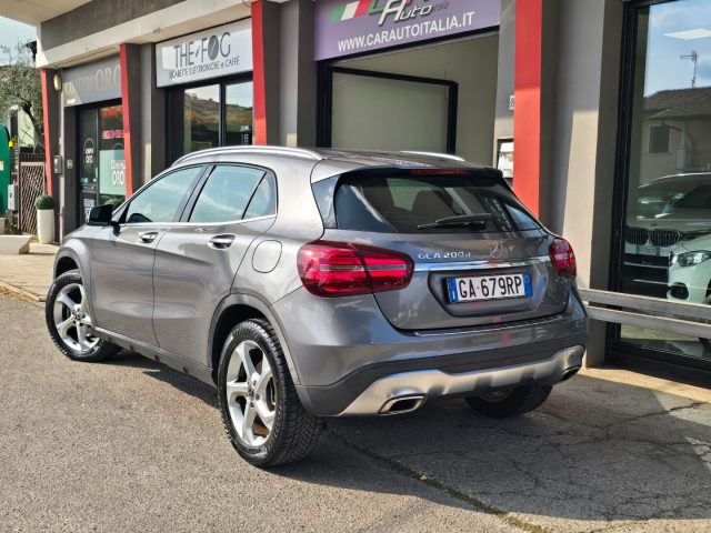 MERCEDES-BENZ GLA 200 usata, con Chiusura centralizzata