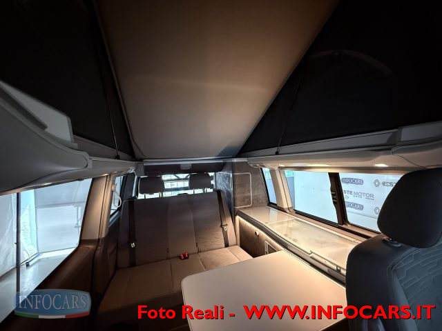 VOLKSWAGEN T6.1 usata, con Park Distance Control