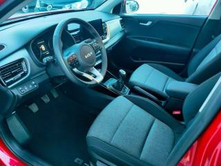 KIA Stonic usata, con Autoradio