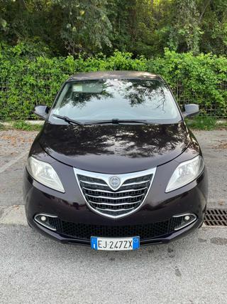 LANCIA Ypsilon usata, con Airbag