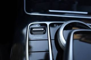 MERCEDES-BENZ C 220 usata, con Fari bi-xeno