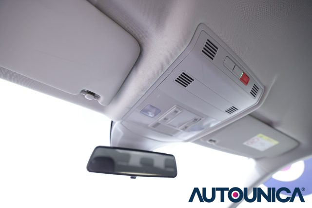 VOLKSWAGEN T-Cross usata, con Sensori di parcheggio posteriori