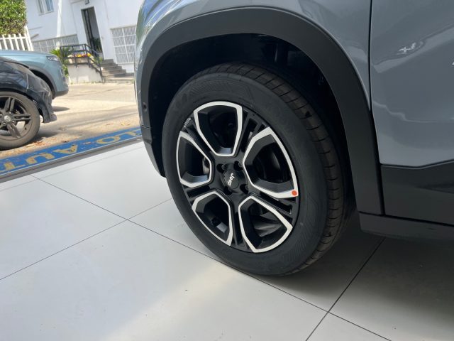 JEEP Avenger usata, con Volante in pelle