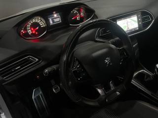 PEUGEOT 308 usata, con Autoradio