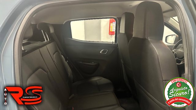 DACIA Spring usata, con USB