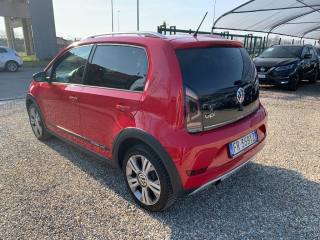 VOLKSWAGEN up! usata, con Boardcomputer