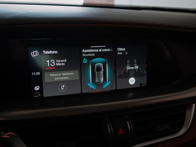 ALFA ROMEO Stelvio usata, con Specchietti laterali elettrici