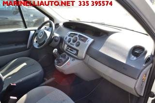 RENAULT Scenic usata, con Controllo automatico clima