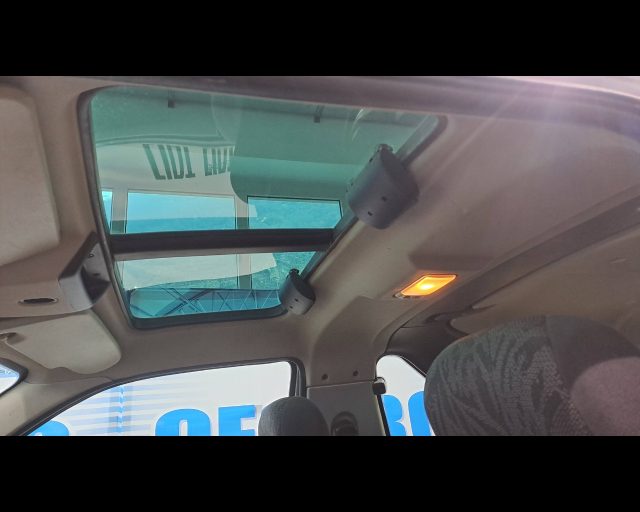 LAND ROVER Freelander usata 12