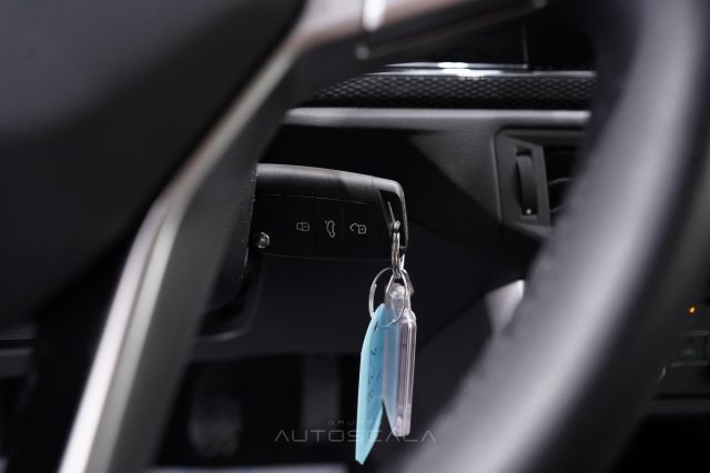 VOLKSWAGEN Taigo usata, con Specchietti laterali elettrici