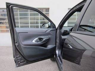 TOYOTA Yaris Cross usata, con Airbag posteriore