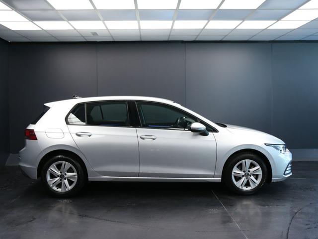 VOLKSWAGEN Golf usata, con Autoradio