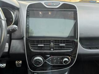 RENAULT Clio usata, con Touch screen