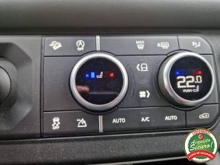 LAND ROVER Defender usata, con Controllo automatico clima