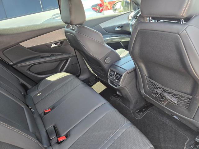 PEUGEOT 3008 usata, con Sedili riscaldati