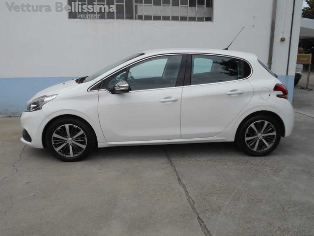 PEUGEOT 208 usata, con Chiusura centralizzata