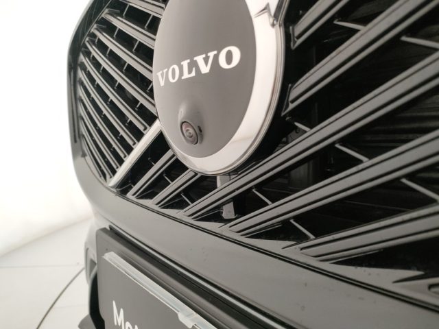 VOLVO XC60 usata, con Sedile posteriore sdoppiato