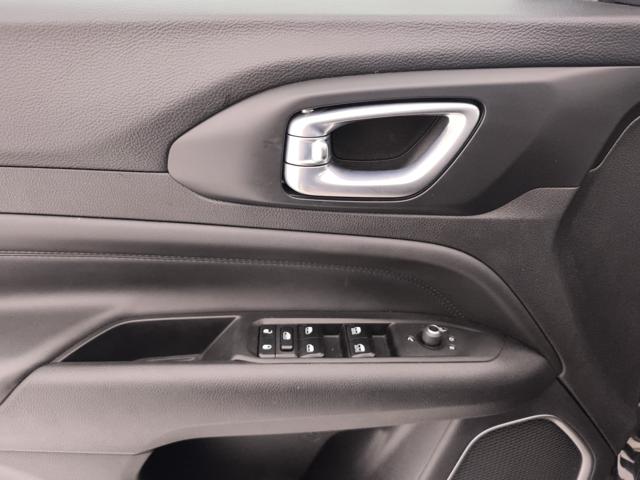 JEEP Compass usata, con Touch screen