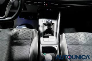 VOLKSWAGEN Golf usata, con Freno di stazionamento elettrico