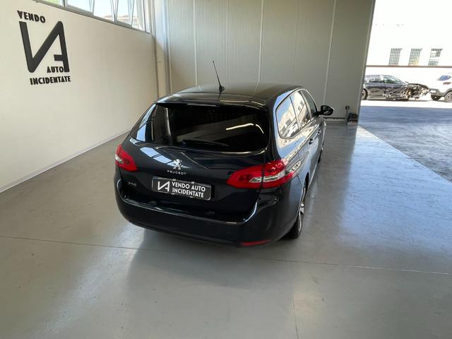 PEUGEOT 308 usata, con Boardcomputer