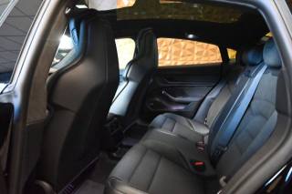 PORSCHE Taycan usata 26