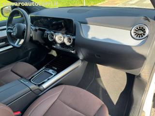 MERCEDES-BENZ GLA 200 usata, con Climatizzatore