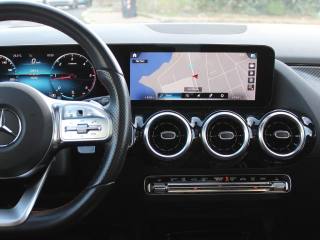 MERCEDES-BENZ GLA 200 usata, con Fari LED