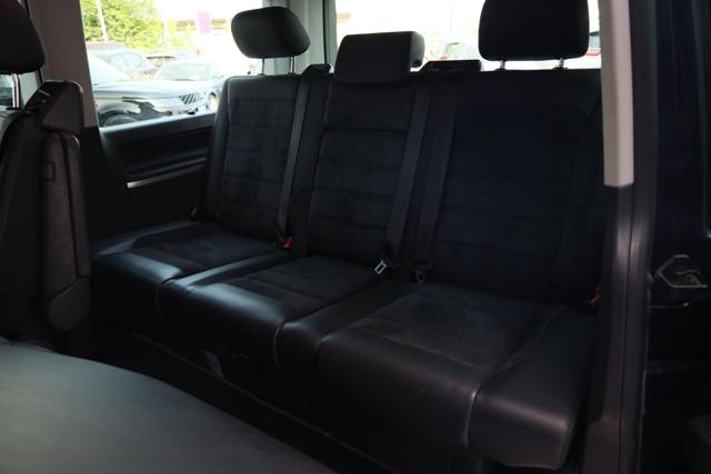 VOLKSWAGEN Caravelle usata, con Climatizzatore