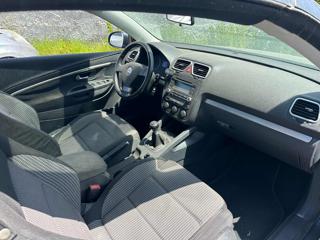 VOLKSWAGEN Eos usata, con Airbag laterali