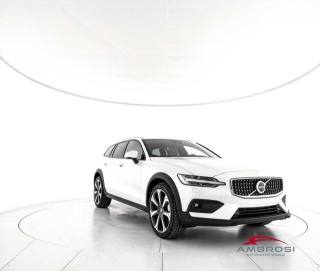 VOLVO V60 Cross Country usata 1
