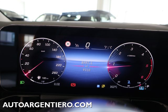 MERCEDES-BENZ GLA 180 usata, con Controllo trazione