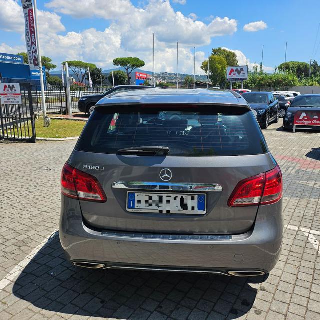 MERCEDES-BENZ B 180 usata, con Cerchi in lega