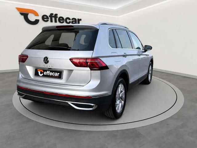 VOLKSWAGEN Tiguan usata, con Autoradio