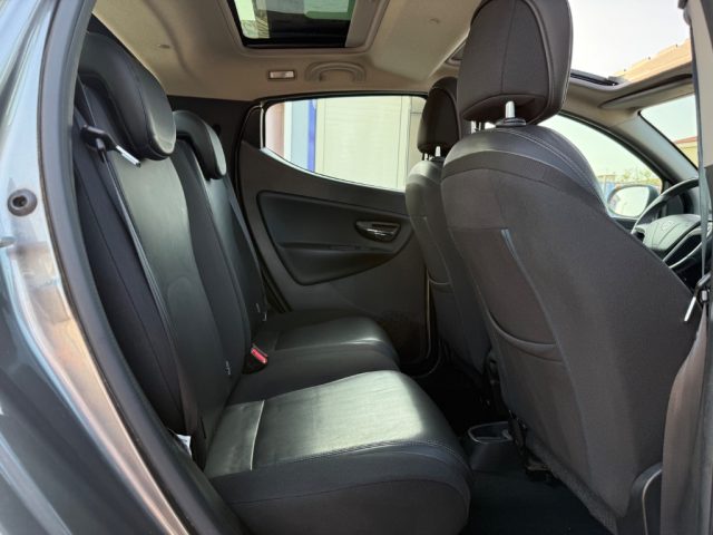 LANCIA Ypsilon usata 26