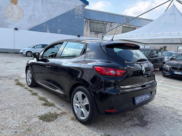 RENAULT Clio usata, con Airbag