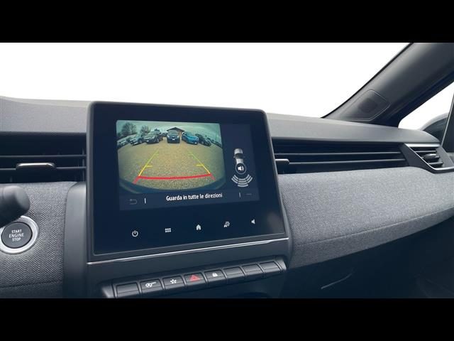 RENAULT Clio usata, con Fari LED