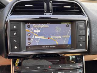 JAGUAR XE usata, con Climatizzatore