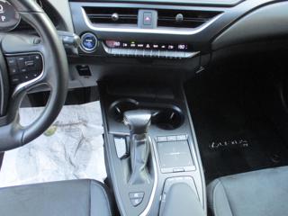 LEXUS UX 250h usata, con Immobilizzatore elettronico