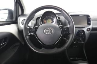 TOYOTA Aygo usata 11