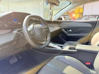 PEUGEOT 308 usata, con Autoradio