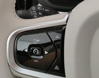 VOLVO XC60 usata, con Sedili riscaldati