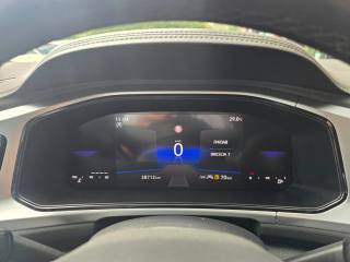 VOLKSWAGEN T-Roc usata, con Autoradio digitale